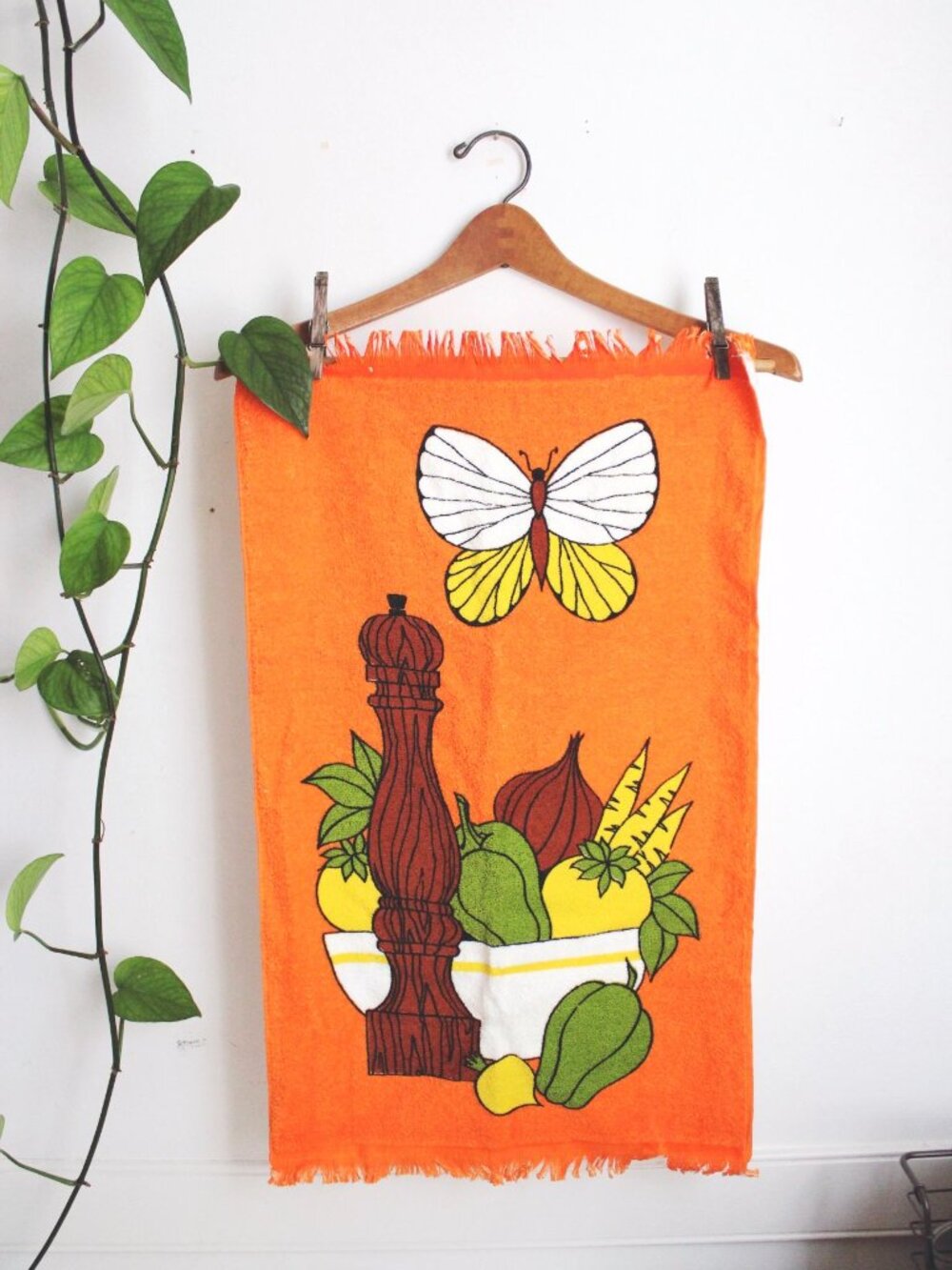 Vintage 70s Cannon Orange Kitchen Towel Terry Cloth Retro Vegetable Fringe